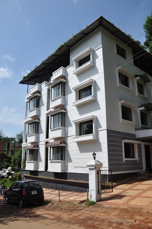 Albarad Hotel Munnar Bagian luar foto